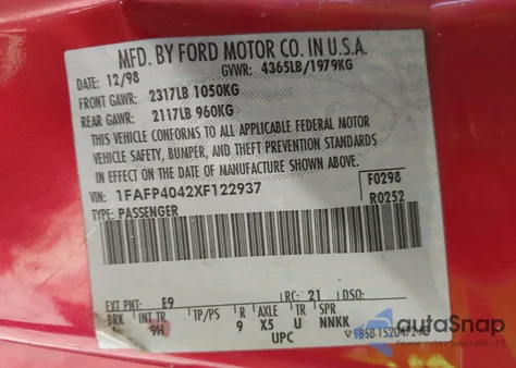 1999 Ford Mustang z USA, uszkodzony, nr VIN 1FAFP4042XF122937